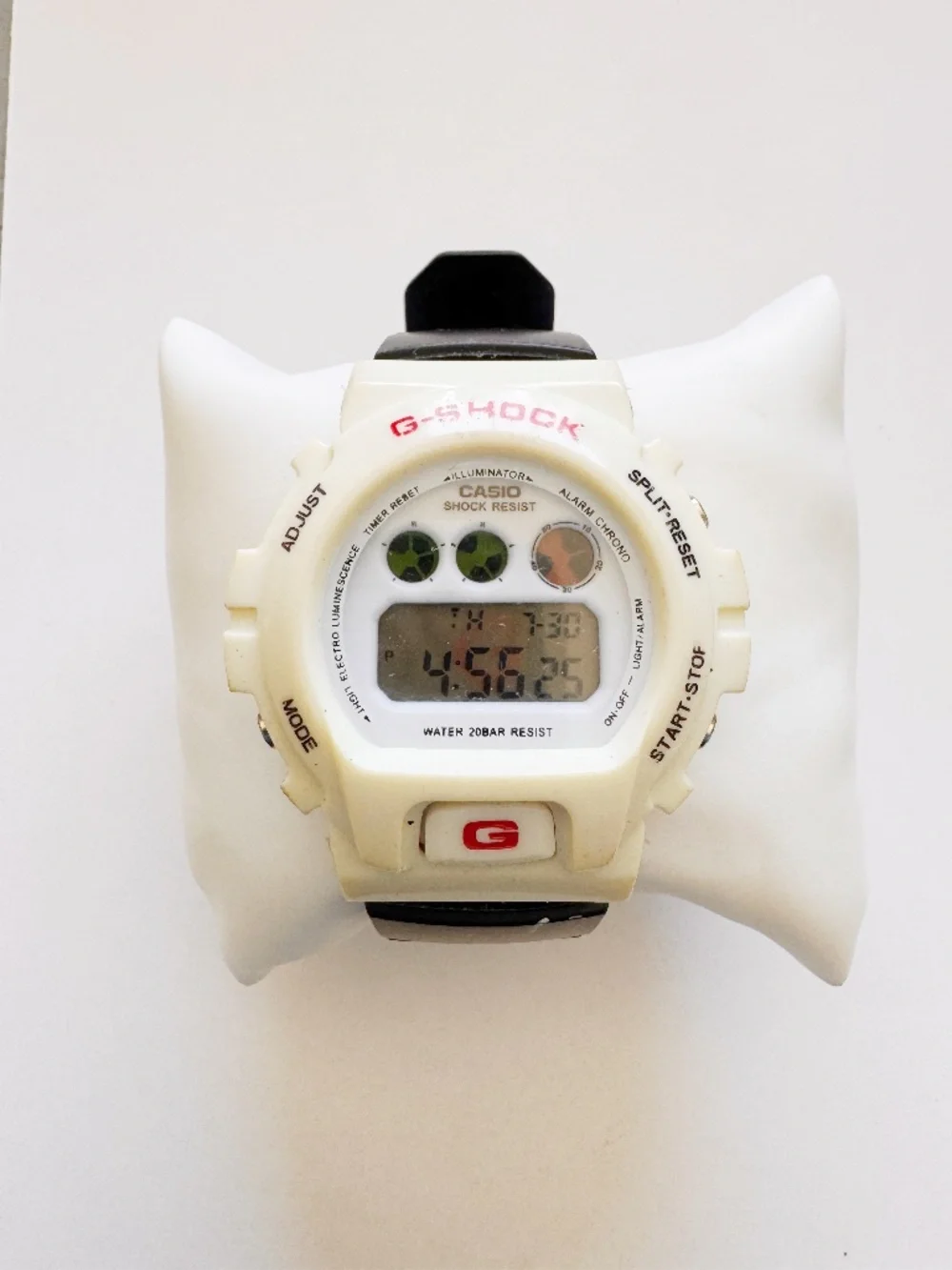 Casio G-Shock DW-6900 White Digital Watch Black Band Working